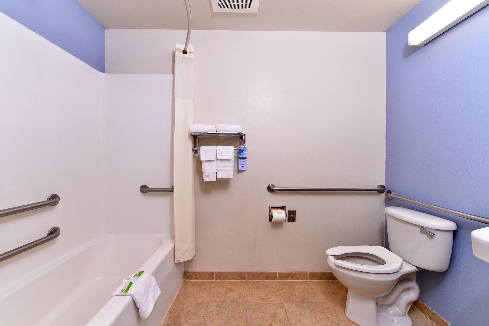 Microtel Inn & Suites By Wyndham Klamath Falls Dış mekan fotoğraf