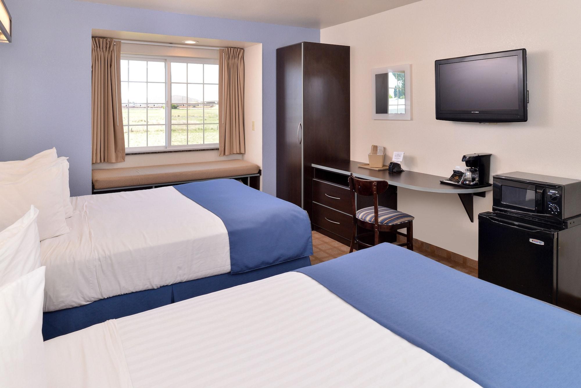 Microtel Inn & Suites By Wyndham Klamath Falls Dış mekan fotoğraf