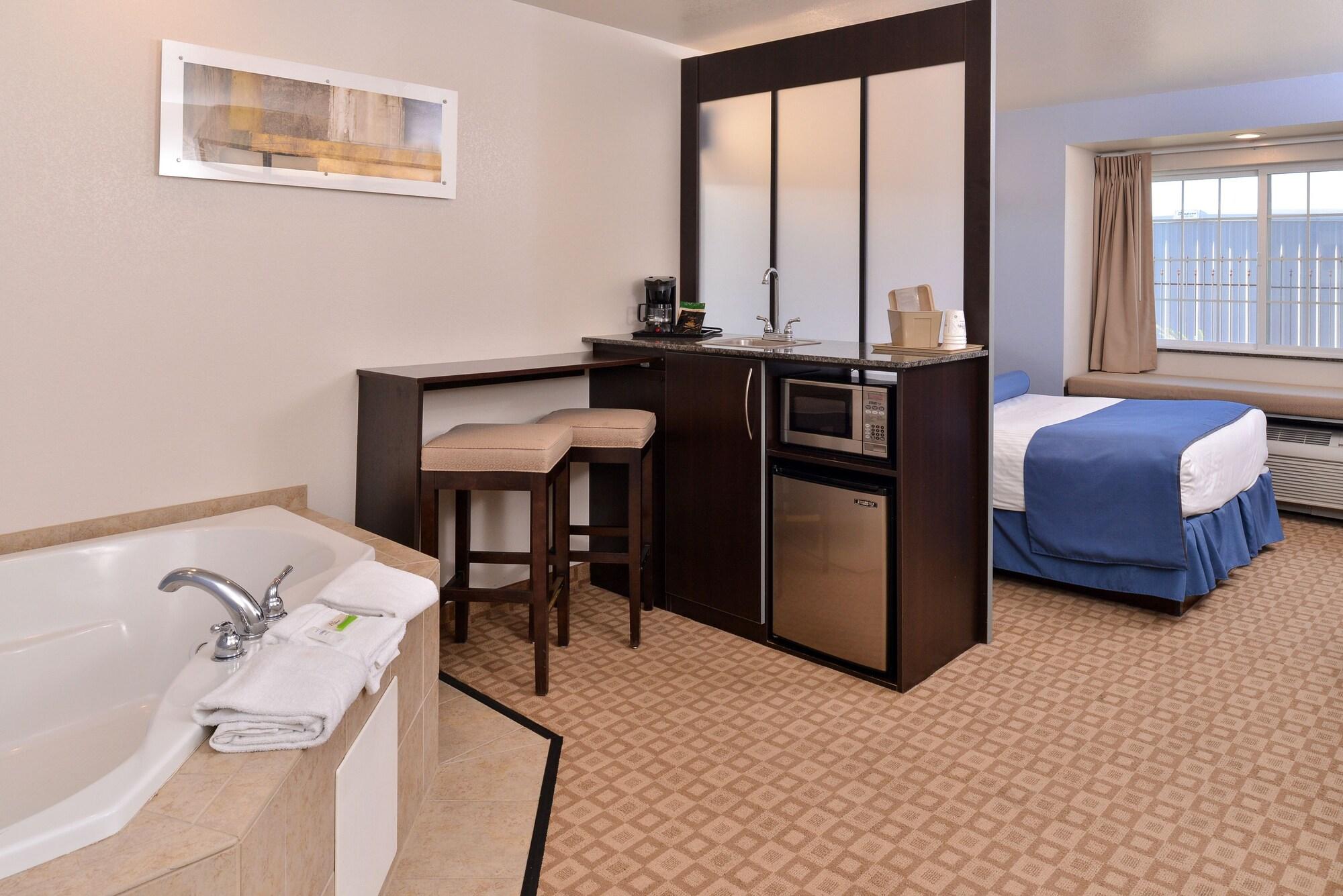 Microtel Inn & Suites By Wyndham Klamath Falls Dış mekan fotoğraf