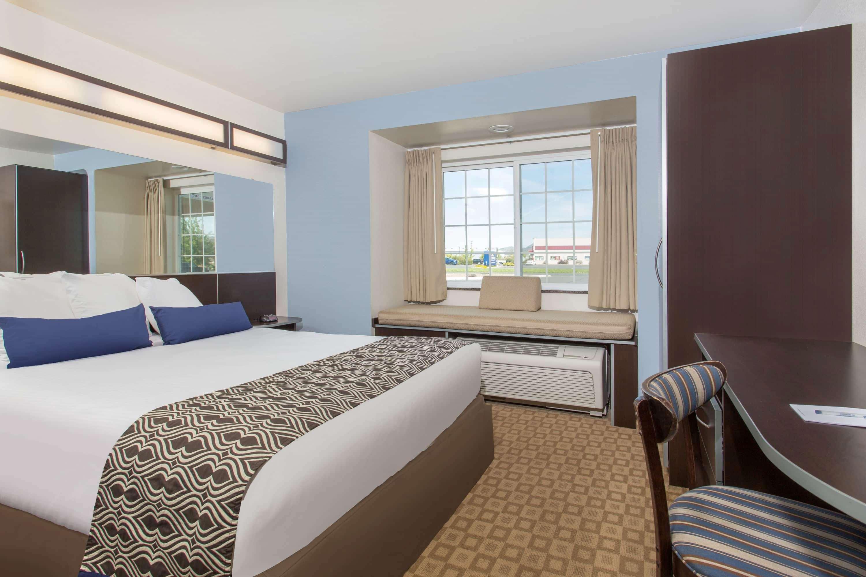 Microtel Inn & Suites By Wyndham Klamath Falls Dış mekan fotoğraf