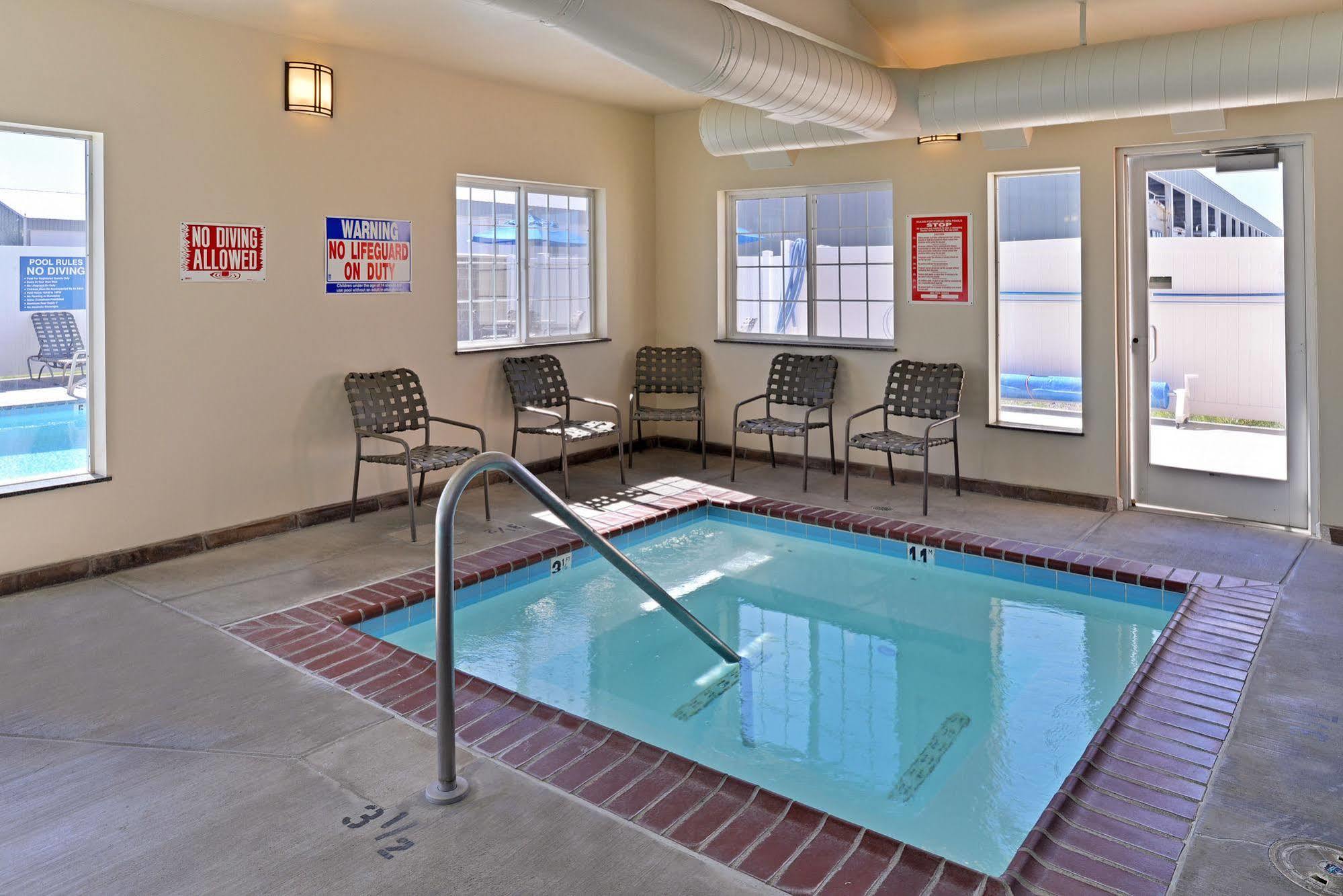 Microtel Inn & Suites By Wyndham Klamath Falls Dış mekan fotoğraf