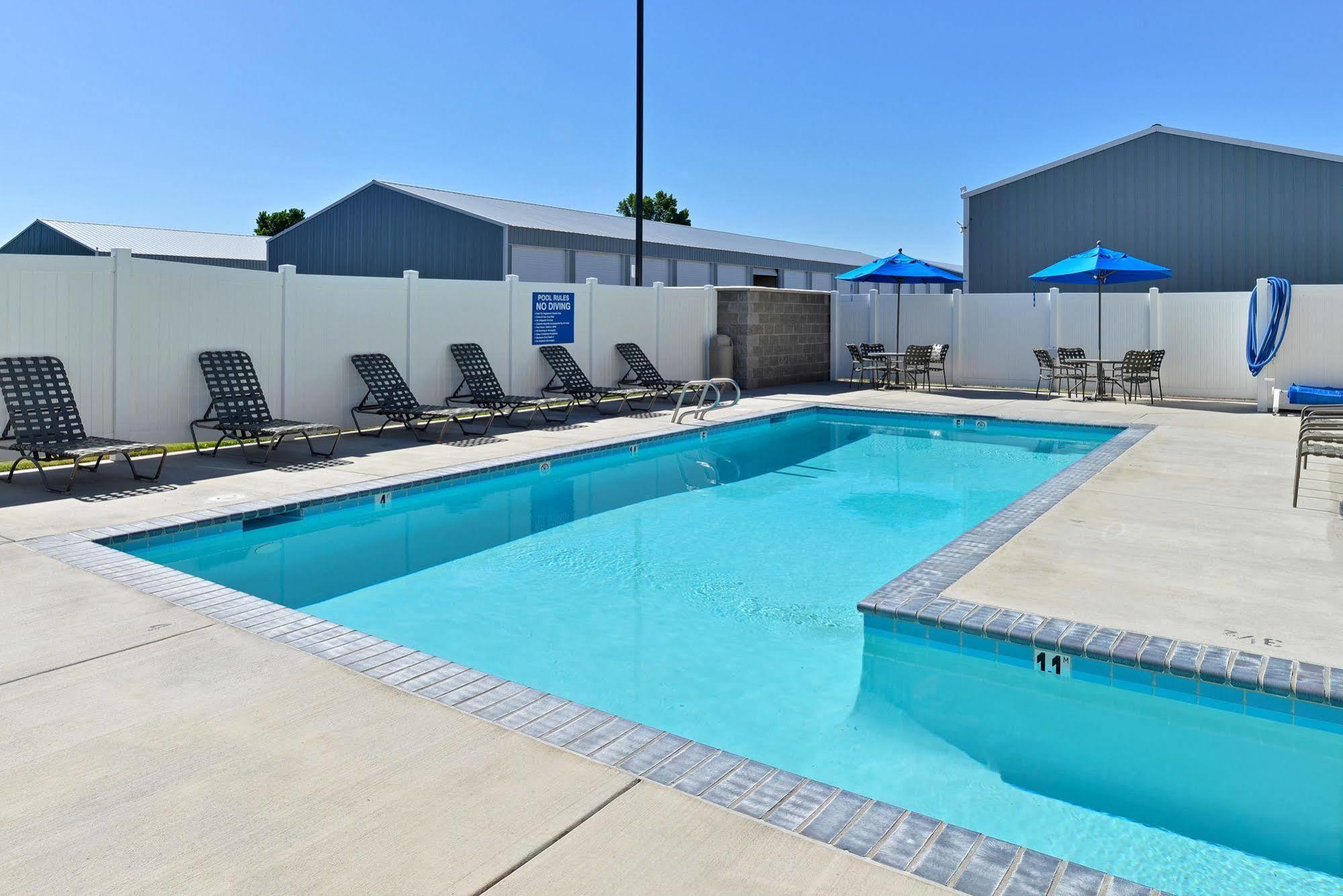 Microtel Inn & Suites By Wyndham Klamath Falls Dış mekan fotoğraf